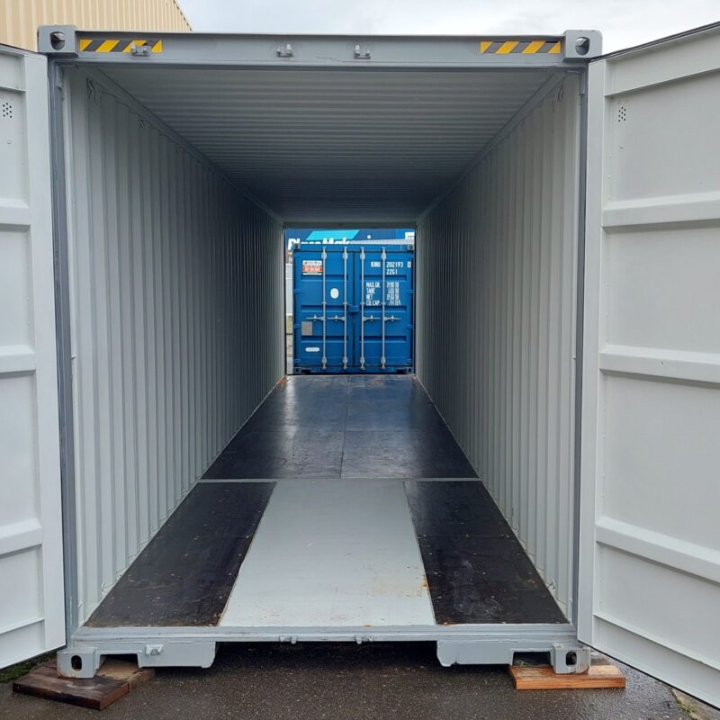 White 40-Ft Dry | Used | Double Door | Container (HQ)
